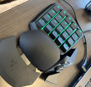 手が動かなくてもゲームをやりたい Razer Orbweaver Chromaキー設定 筋電義手ｒen S Room